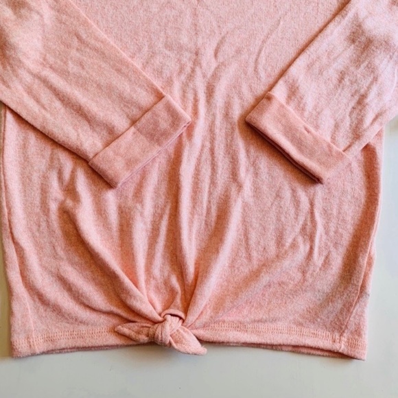 Old Navy Girls Lightweight Sweater - Picture 2 of 2